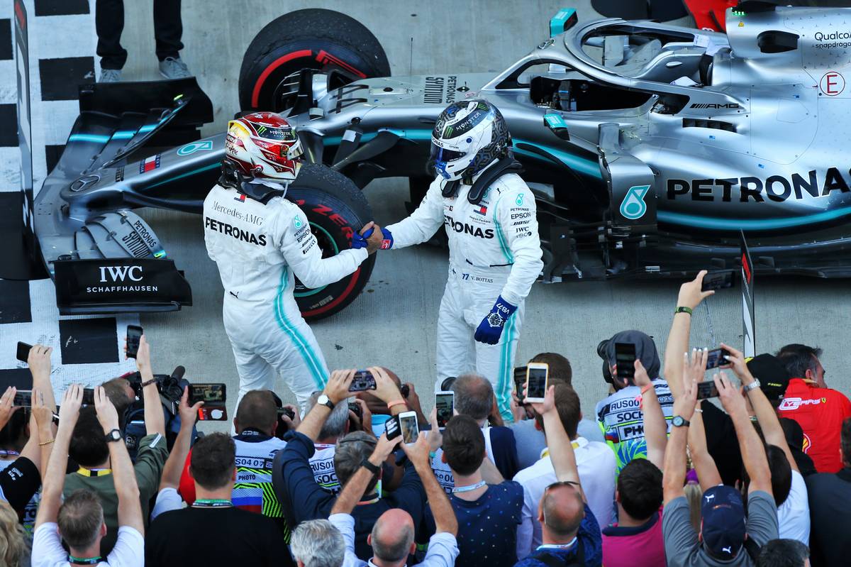 Race winner Lewis Hamilton (GBR) Mercedes AMG F1 W10 celebrates in parc ferme with second placed team mate Valtteri Bottas (FIN) Mercedes AMG F1.