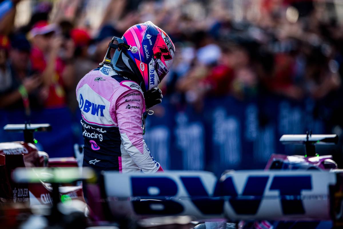 Sergio Perez (MEX) Racing Point F1 Team in parc ferme. 29.09.2019.
