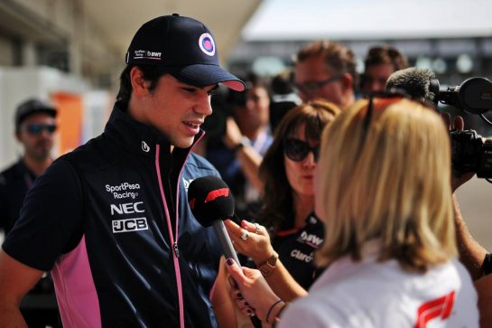 Lance Stroll (CDN) Racing Point F1 Team with the media.
10.10.2019. Formula 1 World Championship, Rd 17, Japanese Grand Prix, Suzuka, Japan, Preparation Day.
- www.xpbimages.com, EMail: requests@xpbimages.com - copy of publication required for printed pictures. Every used picture is fee-liable. © Copyright: Filipe / XPB Images