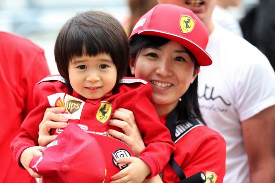 Circuit atmosphere - Ferrari fans.
10.10.2019. Formula 1 World Championship, Rd 17, Japanese Grand Prix, Suzuka, Japan, Preparation Day.
- www.xpbimages.com, EMail: requests@xpbimages.com - copy of publication required for printed pictures. Every used picture is fee-liable. © Copyright: Photo4 / XPB Images
