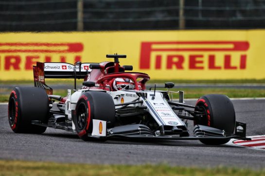 Kimi Raikkonen (FIN) Alfa Romeo Racing C38.
11.10.2019. Formula 1 World Championship, Rd 17, Japanese Grand Prix, Suzuka, Japan, Practice Day.
- www.xpbimages.com, EMail: requests@xpbimages.com - copy of publication required for printed pictures. Every used picture is fee-liable. © Copyright: Moy / XPB Images