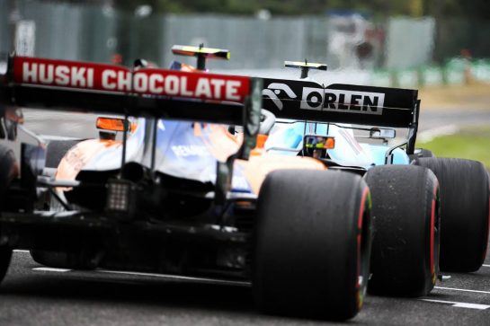 Robert Kubica (POL) Williams Racing FW42 ahead of Lando Norris (GBR) McLaren MCL34 at the pitlane exit.
11.10.2019. Formula 1 World Championship, Rd 17, Japanese Grand Prix, Suzuka, Japan, Practice Day.
- www.xpbimages.com, EMail: requests@xpbimages.com - copy of publication required for printed pictures. Every used picture is fee-liable. © Copyright: Batchelor / XPB Images