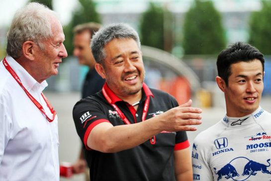 (L to R): Dr Helmut Marko (AUT) Red Bull Motorsport Consultant with Toyoharu Tanabe (JPN) Honda Racing F1 Technical Director and Naoki Yamamoto (JPN) Scuderia Toro Rosso.
11.10.2019. Formula 1 World Championship, Rd 17, Japanese Grand Prix, Suzuka, Japan, Practice Day.
- www.xpbimages.com, EMail: requests@xpbimages.com - copy of publication required for printed pictures. Every used picture is fee-liable. © Copyright: Batchelor / XPB Images