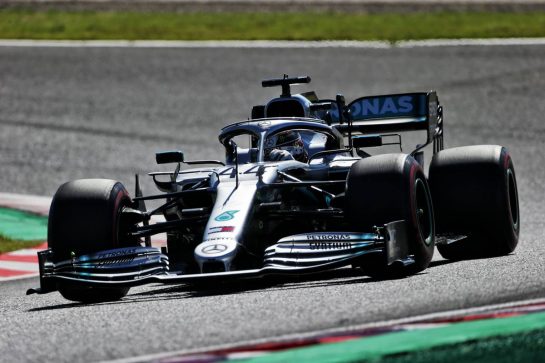 Lewis Hamilton (GBR) Mercedes AMG F1 W10.
13.10.2019. Formula 1 World Championship, Rd 17, Japanese Grand Prix, Suzuka, Japan, Sunday.
- www.xpbimages.com, EMail: requests@xpbimages.com - copy of publication required for printed pictures. Every used picture is fee-liable. © Copyright: Bearne / XPB Images