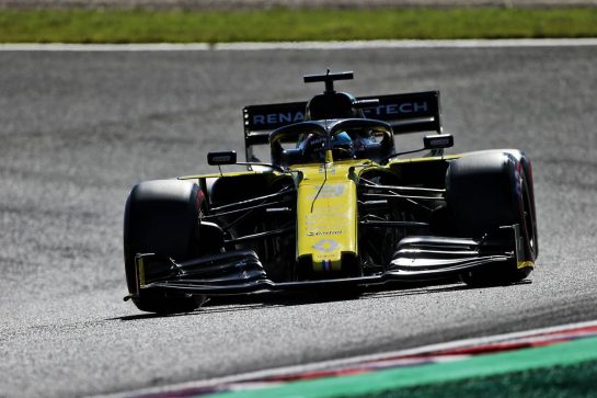 Daniel Ricciardo (AUS) Renault F1 Team RS19.
13.10.2019. Formula 1 World Championship, Rd 17, Japanese Grand Prix, Suzuka, Japan, Sunday.
- www.xpbimages.com, EMail: requests@xpbimages.com - copy of publication required for printed pictures. Every used picture is fee-liable. © Copyright: Bearne / XPB Images