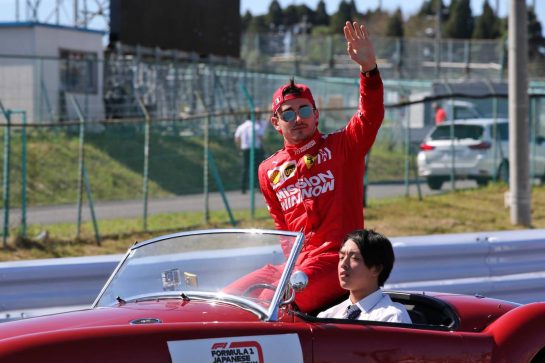 Charles Leclerc (MON) Ferrari on the drivers parade.
13.10.2019. Formula 1 World Championship, Rd 17, Japanese Grand Prix, Suzuka, Japan, Sunday.
- www.xpbimages.com, EMail: requests@xpbimages.com - copy of publication required for printed pictures. Every used picture is fee-liable. © Copyright: Batchelor / XPB Images