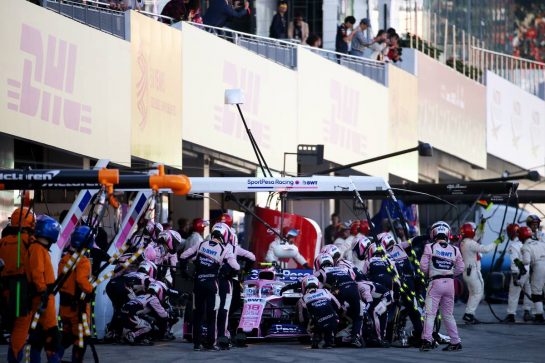 Lance Stroll (CDN) Racing Point F1 Team RP19 pit stop.13.10.2019. Formula 1 World Championship, Rd 17, Japanese Grand Prix, Suzuka, Japan, Race Day.- www.xpbimages.com, EMail: requests@xpbimages.com - copy of publication required for printed pictures. Every used picture is fee-liable. © Copyright: Batchelor / XPB Images