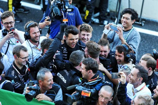 Mercedes AMG F1 celebrates at the podium.
13.10.2019. Formula 1 World Championship, Rd 17, Japanese Grand Prix, Suzuka, Japan, Sunday.
- www.xpbimages.com, EMail: requests@xpbimages.com - copy of publication required for printed pictures. Every used picture is fee-liable. © Copyright: Moy / XPB Images