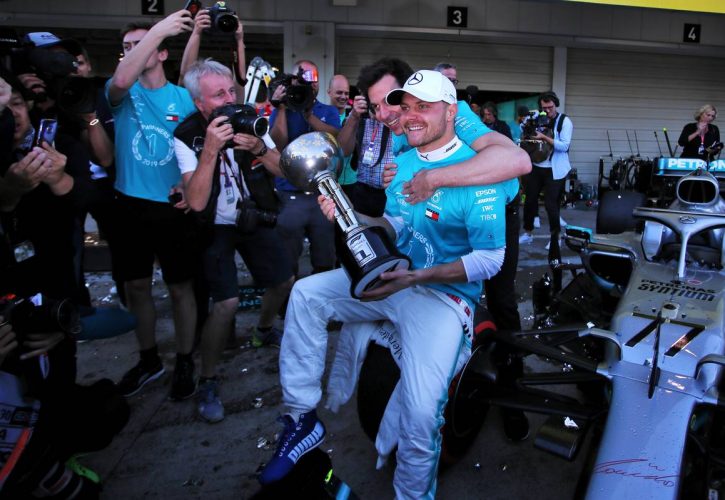 Race winner Valtteri Bottas (FIN) Mercedes AMG F1 celebrates with Toto Wolff (GER) Mercedes AMG F1