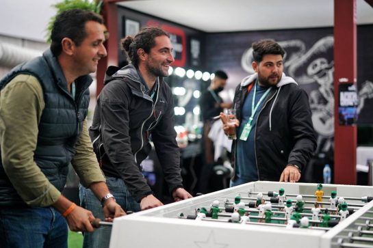 Paddock atmosphere - evening party.
24.10.2019. Formula 1 World Championship, Rd 18, Mexican Grand Prix, Mexico City, Mexico, Preparation Day.
- www.xpbimages.com, EMail: requests@xpbimages.com © Copyright: Dungan / XPB Images