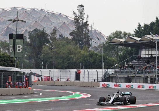 Lewis Hamilton (GBR) Mercedes AMG F1 W10.
25.10.2019. Formula 1 World Championship, Rd 18, Mexican Grand Prix, Mexico City, Mexico, Practice Day.
- www.xpbimages.com, EMail: requests@xpbimages.com © Copyright: Moy / XPB Images
