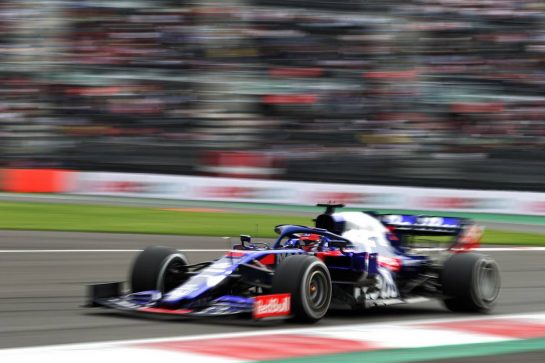 Daniil Kvyat (RUS) Scuderia Toro Rosso STR14.
25.10.2019. Formula 1 World Championship, Rd 18, Mexican Grand Prix, Mexico City, Mexico, Practice Day.
- www.xpbimages.com, EMail: requests@xpbimages.com © Copyright: Bearne / XPB Images