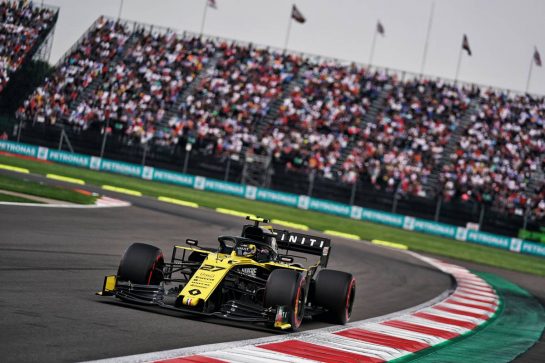Nico Hulkenberg (GER) Renault F1 Team RS19.
26.10.2019. Formula 1 World Championship, Rd 18, Mexican Grand Prix, Mexico City, Mexico, Qualifying Day.
 - www.xpbimages.com, EMail: requests@xpbimages.com © Copyright: Dungan / XPB Images