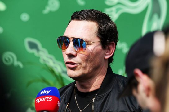 DJ Tiesto (NLD).
27.10.2019. Formula 1 World Championship, Rd 18, Mexican Grand Prix, Mexico City, Mexico, Race Day.
- www.xpbimages.com, EMail: requests@xpbimages.com © Copyright: Batchelor / XPB Images