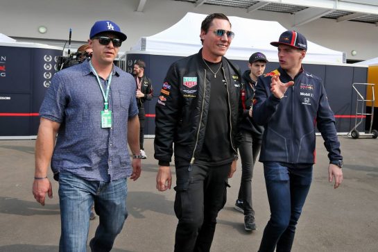 DJ Tiesto (NLD) with Max Verstappen (NLD) Red Bull Racing.
27.10.2019. Formula 1 World Championship, Rd 18, Mexican Grand Prix, Mexico City, Mexico, Race Day.
- www.xpbimages.com, EMail: requests@xpbimages.com © Copyright: Moy / XPB Images