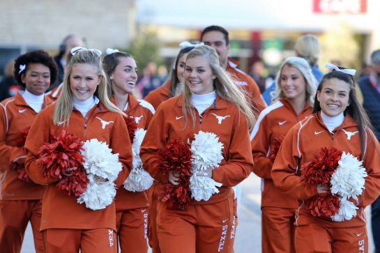 Texas Longhorn Cheerleaders.
31.10.2019. Formula 1 World Championship, Rd 19, United States Grand Prix, Austin, Texas, USA, Preparation Day.
- www.xpbimages.com, EMail: requests@xpbimages.com © Copyright: Moy / XPB Images