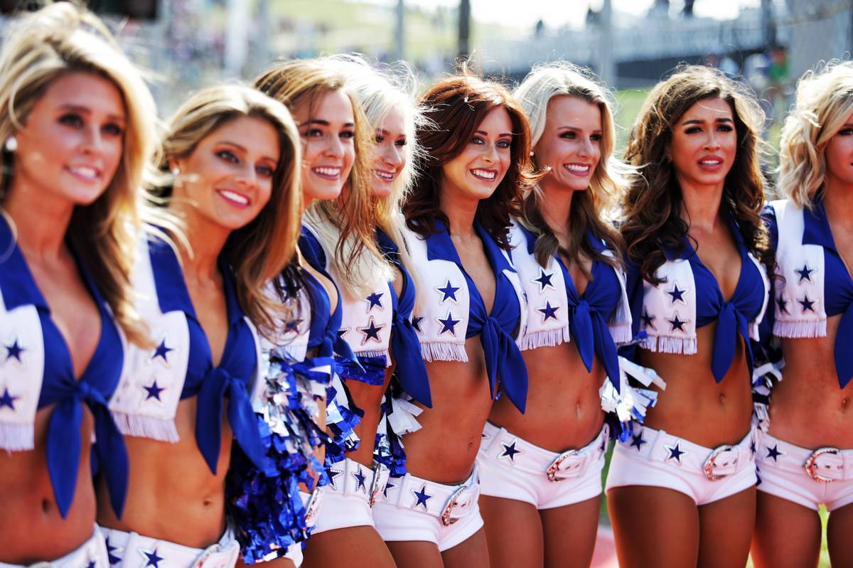 Dallas Cowboys Cheerleaders on the grid.