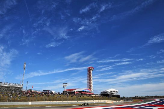 Daniel Ricciardo (AUS) Renault F1 Team RS19.
01.11.2019. Formula 1 World Championship, Rd 19, United States Grand Prix, Austin, Texas, USA, Practice Day.
- www.xpbimages.com, EMail: requests@xpbimages.com © Copyright: Moy / XPB Images