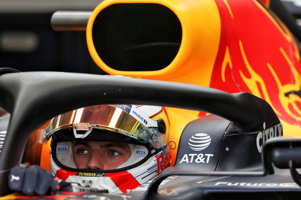 Max Verstappen (NLD) Red Bull Racing RB15.