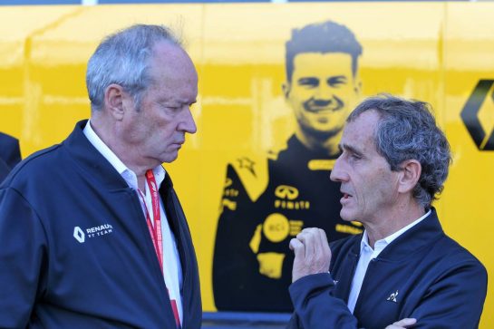 (L to R): Jerome Stoll (FRA) Renault Sport F1 President with Alain Prost (FRA) Renault F1 Team Special Advisor.
03.11.2019. Formula 1 World Championship, Rd 19, United States Grand Prix, Austin, Texas, USA, Race Day.
- www.xpbimages.com, EMail: requests@xpbimages.com © Copyright: Moy / XPB Images