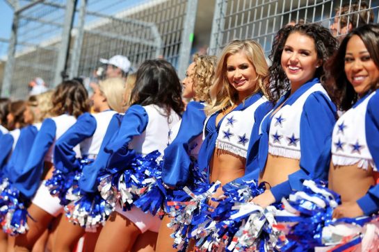 Dallas Cowboys Cheerleaders on the drivers parade.
03.11.2019. Formula 1 World Championship, Rd 19, United States Grand Prix, Austin, Texas, USA, Race Day.
- www.xpbimages.com, EMail: requests@xpbimages.com © Copyright: Moy / XPB Images