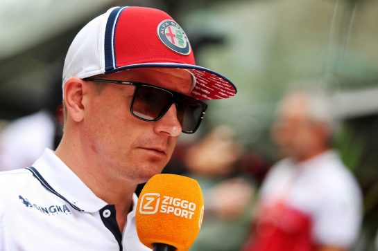 Kimi Raikkonen (FIN) Alfa Romeo Racing with the media.
14.11.2019. Formula 1 World Championship, Rd 20, Brazilian Grand Prix, Sao Paulo, Brazil, Preparation Day.
- www.xpbimages.com, EMail: requests@xpbimages.com © Copyright: Moy / XPB Images