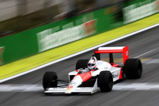 Martin Brundle (GBR) Sky Sports Commentator in the 1988 McLaren MP4/4 raced by Ayrton Senna.
14.11.2019. Formula 1 World Championship, Rd 20, Brazilian Grand Prix, Sao Paulo, Brazil, Preparation Day.
- www.xpbimages.com, EMail: requests@xpbimages.com © Copyright: Moy / XPB Images