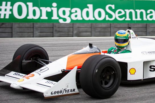 The 1988 McLaren MP4/4 raced by Ayrton Senna.
14.11.2019. Formula 1 World Championship, Rd 20, Brazilian Grand Prix, Sao Paulo, Brazil, Preparation Day.
- www.xpbimages.com, EMail: requests@xpbimages.com © Copyright: Bearne / XPB Images