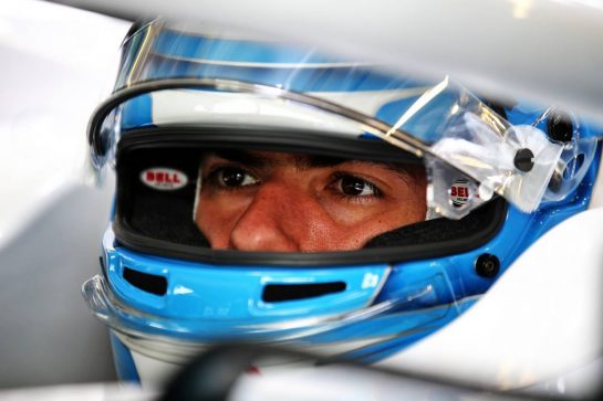Nicholas Latifi (CDN) Williams Racing FW42 Test and Development Driver.
15.11.2019. Formula 1 World Championship, Rd 20, Brazilian Grand Prix, Sao Paulo, Brazil, Practice Day.
- www.xpbimages.com, EMail: requests@xpbimages.com © Copyright: Batchelor / XPB Images