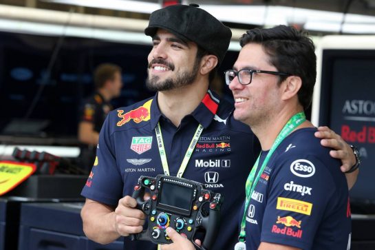 Caio Castro (BRA) Actor (Left), guest of Red Bull Racing.
15.11.2019. Formula 1 World Championship, Rd 20, Brazilian Grand Prix, Sao Paulo, Brazil, Practice Day.
- www.xpbimages.com, EMail: requests@xpbimages.com © Copyright: Moy / XPB Images