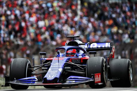 Daniil Kvyat (RUS) Scuderia Toro Rosso STR14.
16.11.2019. Formula 1 World Championship, Rd 20, Brazilian Grand Prix, Sao Paulo, Brazil, Qualifying Day.
- www.xpbimages.com, EMail: requests@xpbimages.com © Copyright: Batchelor / XPB Images