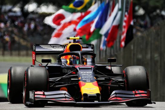 Alexander Albon (THA) Red Bull Racing RB15.
16.11.2019. Formula 1 World Championship, Rd 20, Brazilian Grand Prix, Sao Paulo, Brazil, Qualifying Day.
- www.xpbimages.com, EMail: requests@xpbimages.com © Copyright: Batchelor / XPB Images