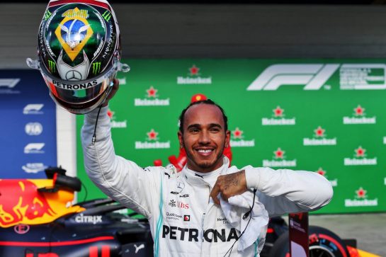 Lewis Hamilton (GBR) Mercedes AMG F1 celebrates his third position in qualifying parc ferme.
16.11.2019. Formula 1 World Championship, Rd 20, Brazilian Grand Prix, Sao Paulo, Brazil, Qualifying Day.
- www.xpbimages.com, EMail: requests@xpbimages.com © Copyright: Batchelor / XPB Images
