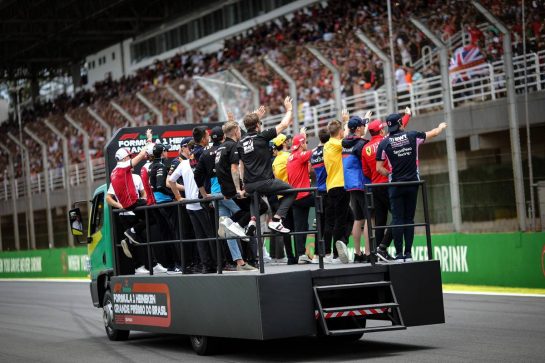 Drivers parade17.11.2019. Formula 1 World Championship, Rd 20, Brazilian Grand Prix, Sao Paulo, Brazil, Race Day.- www.xpbimages.com, EMail: requests@xpbimages.com © Copyright: Charniaux / XPB Images