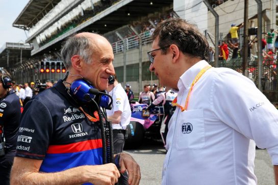 (L to R): Franz Tost (AUT) Scuderia Toro Rosso Team Principal with Nicholas Tombazis (GRE) FIA Head of Single-Seater Technical Matters on the grid.
17.11.2019. Formula 1 World Championship, Rd 20, Brazilian Grand Prix, Sao Paulo, Brazil, Race Day.
- www.xpbimages.com, EMail: requests@xpbimages.com © Copyright: Batchelor / XPB Images