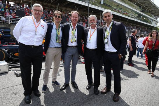 Arnaud Boetsch, Rolex with Ross Brawn, on the grid and Chase Carey (USA) Formula One Group Chairman.
17.11.2019. Formula 1 World Championship, Rd 20, Brazilian Grand Prix, Sao Paulo, Brazil, Race Day.
- www.xpbimages.com, EMail: requests@xpbimages.com © Copyright: Moy / XPB Images