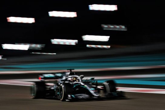 Lewis Hamilton (GBR) Mercedes AMG F1 W10.
29.11.2019. Formula 1 World Championship, Rd 21, Abu Dhabi Grand Prix, Yas Marina Circuit, Abu Dhabi, Practice Day.
 - www.xpbimages.com, EMail: requests@xpbimages.com © Copyright: Dungan / XPB Images