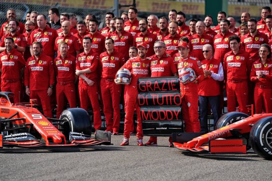 Sebastian Vettel (GER) Ferrari and Charles Leclerc (MON) Ferrari at a team photograph.
30.11.2019. Formula 1 World Championship, Rd 21, Abu Dhabi Grand Prix, Yas Marina Circuit, Abu Dhabi, Qualifying Day.
 - www.xpbimages.com, EMail: requests@xpbimages.com © Copyright: Dungan / XPB Images