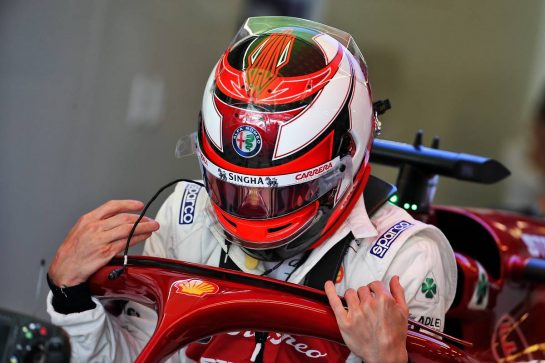 Kimi Raikkonen (FIN) Alfa Romeo Racing C38.
30.11.2019. Formula 1 World Championship, Rd 21, Abu Dhabi Grand Prix, Yas Marina Circuit, Abu Dhabi, Qualifying Day.
- www.xpbimages.com, EMail: requests@xpbimages.com © Copyright: Batchelor / XPB Images