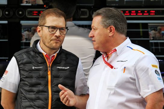 (L to R): Andreas Seidl, McLaren Managing Director with Zak Brown (USA) McLaren Executive Director.
30.11.2019. Formula 1 World Championship, Rd 21, Abu Dhabi Grand Prix, Yas Marina Circuit, Abu Dhabi, Qualifying Day.
- www.xpbimages.com, EMail: requests@xpbimages.com © Copyright: Batchelor / XPB Images