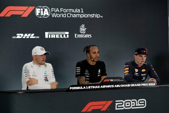 Qualifying top three in the FIA Press Conference (L to R): Valtteri Bottas (FIN) Mercedes AMG F1, second; Lewis Hamilton (GBR) Mercedes AMG F1, pole position; Max Verstappen (NLD) Red Bull Racing, third.
30.11.2019. Formula 1 World Championship, Rd 21, Abu Dhabi Grand Prix, Yas Marina Circuit, Abu Dhabi, Qualifying Day.
 - www.xpbimages.com, EMail: requests@xpbimages.com © Copyright: Dungan / XPB Images