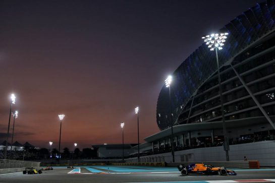 Lando Norris (GBR) McLaren MCL34.
01.12.2019. Formula 1 World Championship, Rd 21, Abu Dhabi Grand Prix, Yas Marina Circuit, Abu Dhabi, Race Day.
- www.xpbimages.com, EMail: requests@xpbimages.com © Copyright: Batchelor / XPB Images