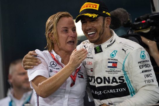 Race winner Lewis Hamilton (GBR) Mercedes AMG F1 celebrates on the podium with Britta Seeger, Member of the Board of Management for Mercedes-Benz Cars Marketing and Sales.
01.12.2019. Formula 1 World Championship, Rd 21, Abu Dhabi Grand Prix, Yas Marina Circuit, Abu Dhabi, Race Day.
 - www.xpbimages.com, EMail: requests@xpbimages.com © Copyright: Bearne / XPB Images