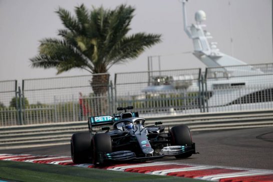 Valtteri Bottas (FIN) Mercedes AMG F1 W10.
03.12.2019. Formula 1 Testing, Yas Marina Circuit, Abu Dhabi, Tuesday.
 - www.xpbimages.com, EMail: requests@xpbimages.com © Copyright: Batchelor / XPB Images