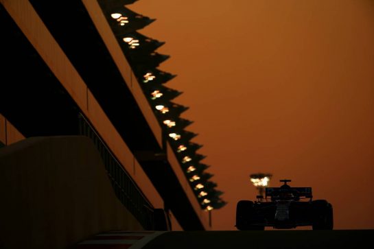 Daniil Kvyat (RUS) Scuderia Toro Rosso STR14.
03.12.2019. Formula 1 Testing, Yas Marina Circuit, Abu Dhabi, Tuesday.
 - www.xpbimages.com, EMail: requests@xpbimages.com © Copyright: Batchelor / XPB Images
