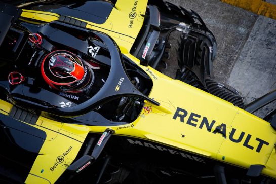 Esteban Ocon (FRA) Renault F1 Team RS19.
04.12.2019. Formula 1 Testing, Yas Marina Circuit, Abu Dhabi, Wednesday.
 - www.xpbimages.com, EMail: requests@xpbimages.com © Copyright: Bearne / XPB Images