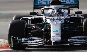 Mercedes hails 'very positive start' to pre-season testing