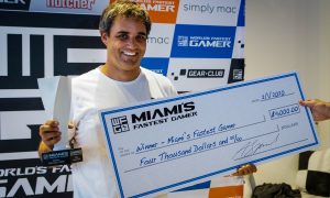 Montoya stuns gamers - wins Miami's Fastest Gamer title!