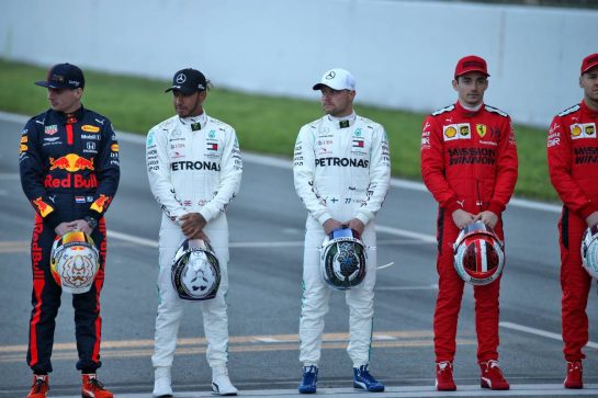 (L to R): Max Verstappen (NLD) Red Bull Racing; Lewis Hamilton (GBR) Mercedes AMG F1; Valtteri Bottas (FIN) Mercedes AMG F1; Charles Leclerc (MON) Ferrari, at a drivers group photograph.
19.02.2020. Formula One Testing, Day One, Barcelona, Spain. Wednesday.
- www.xpbimages.com, EMail: requests@xpbimages.com © Copyright: Batchelor / XPB Images