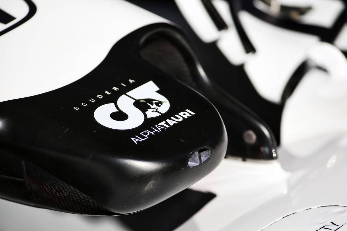 AlphaTauri AT01 nosecone. 19.02.2020. 